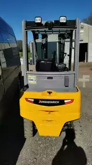 4-wiel elektrische heftrucks 2020  Jungheinrich EFG 316 (3)