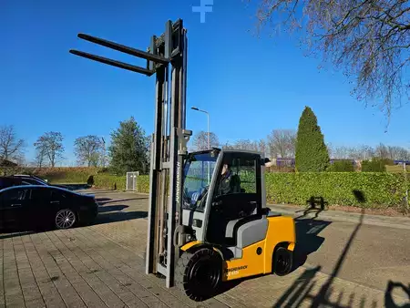 Wózki widłowe diesel 2016  Jungheinrich DFG 435 (7)