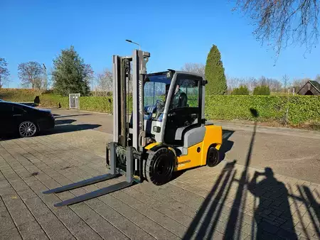 Wózki widłowe diesel 2016  Jungheinrich DFG 435 (9)