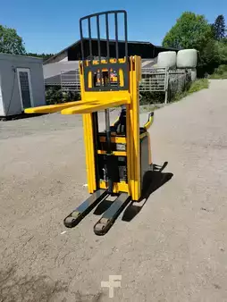 Pallet Stackers 2015  Jungheinrich ERC 214 (3)
