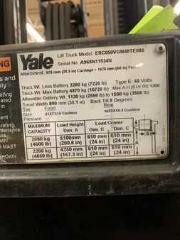 Eléctrica de 4 ruedas 2015  Yale ERC050VG (1)