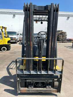 Propane Forklifts 2016  Yale GLC050VX (4)