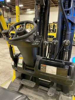 Propane Forklifts 2016  Hyster S50FT (5)