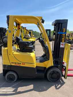 Propane Forklifts 2015  Hyster S50FT (7)