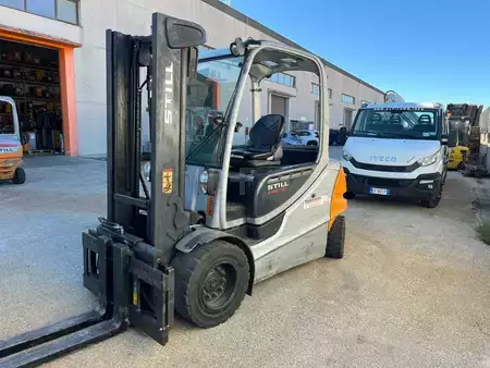 Carrelli elettrici 4 ruote 2016  Still RX 60-50 (4)