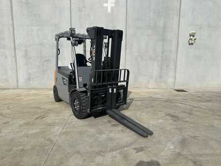 4-wiel elektrische heftrucks 2023  Still RCE 30 (2)