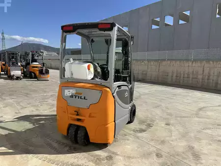 Carrelli elettrici 3 ruote 2025  Still RX 20-18 (3)