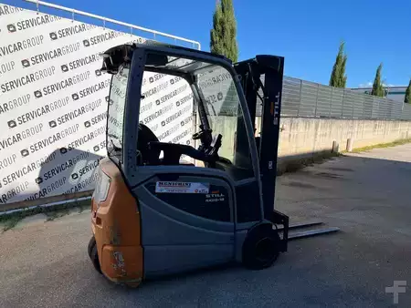 Carrelli elettrici 3 ruote-Still-RX 20-18