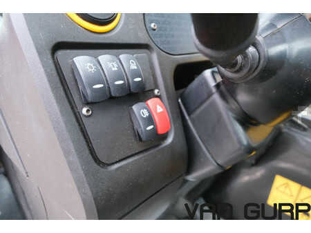 Sollevatori telescopici rigidi 2022  JCB 525-60 Hi-Viz | 2022 | 815h | (20)