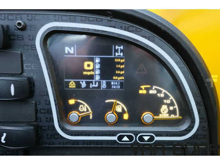 Sollevatori telescopici rigidi 2022  JCB 525-60 Hi-Viz | 2022 | 815h | (22)