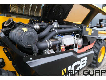 Sollevatori telescopici rigidi 2022  JCB 525-60 Hi-Viz | 2022 | 815h | (25)