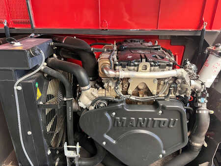 Chariots téléscopiques fixes 2019  Manitou MRT 2150 Privilege | 2019 | 1856h | 40kmh (2)