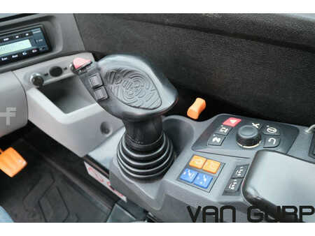 Empilhador telescópico-Fixo 2023  Manitou MLT 961-160 V+ L | 2023 | 300h (29)