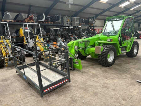 Sollevatori telescopici rigidi 2017  Merlo P 38.13 | Basket | Bühne | remote control (1)