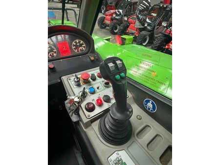 Teleskoplastare Rigid 2017  Merlo P 38.13 | Basket | Bühne | remote control (19)