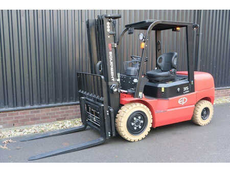 Electric - 4 wheels 2022  EP Equipment Forklift / Heftruck 3.5 ton DEMO forklift 3500kg (1)