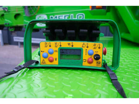 Teleskopstapler-Starr 2017  Merlo Roto 40.26 M CS S | 2017 | 2115h | 40kmh (5)