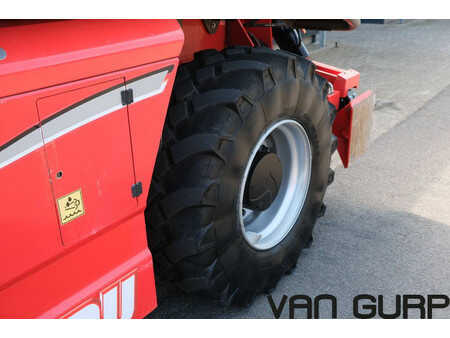 Chariots téléscopiques fixes 2019  Manitou MRT 2150 Plus Privilege | 2019 | 1856h | 40kmh (18)