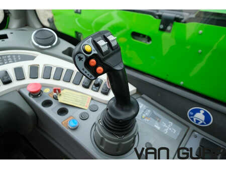 Sollevatori telescopici rigidi 2019  Merlo TF 35.7-115 ( TF33.7 ) | 2019 | 3333h | 40kmh (28)