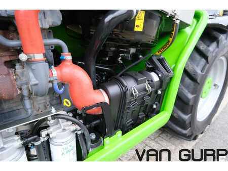 Sollevatori telescopici rigidi 2019  Merlo TF 35.7-115 ( TF33.7 ) | 2019 | 3333h | 40kmh (32)