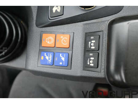 Wózki teleskopowe sztywne 2023  Manitou MLT 961-160 V+ L | 2023 | 300h (27)