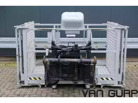 Verreikers (vast) 2023  Manitou PSE 4400 / 1000d Bühne basket werkkooi (6)
