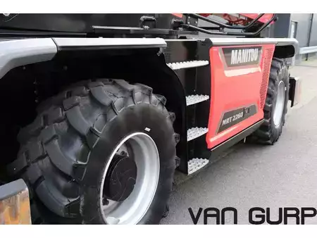 Telehandler Fixed 2021  Manitou MRT 2260 | 2021 | 950h (9)