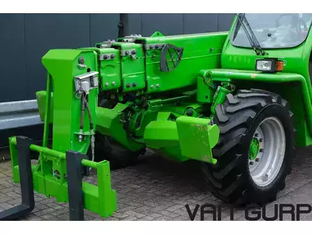 Manipulador fijo 2019  Merlo P 40.17 | 2019 | 2528h | 33km/h (18)