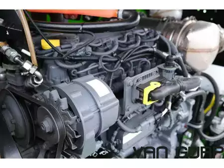 Manipulador fijo 2019  Merlo P 40.17 | 2019 | 2528h | 33km/h (25)