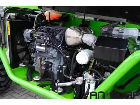 Manipulador fijo 2019  Merlo P 40.17 | 2019 | 2528h | 33km/h (27)