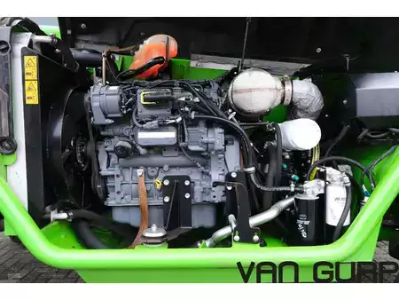 Manipulador fijo 2019  Merlo P 40.17 | 2019 | 2528h | 33km/h (29)