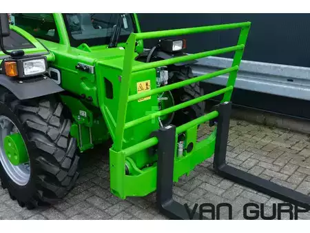 Empilhador telescópico-Fixo 2025  Merlo TF 27.6 | 27.6 TOP | 27.6 Plus | 40km/h (19)