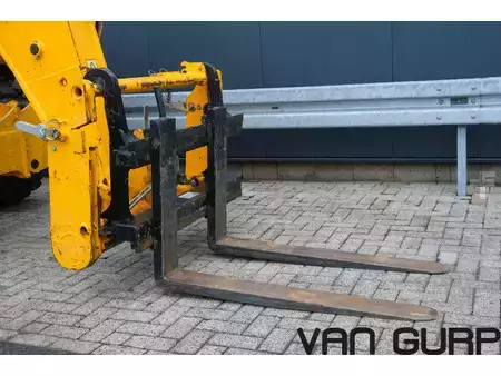 Telescopic forklift rigid 2022  JCB 540-180 Hi-Viz | 2022 | 1113h | A/C (12)