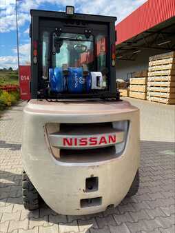 Wózki gazowe - Nissan GX-50 (1)