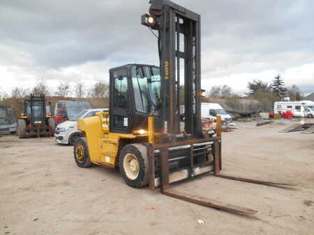 Diesel Forklifts 2012  Yale gdp100 (4)