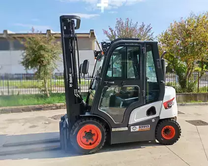 Carrelli elevatori diesel 2024  Bobcat B25 NXP (4)