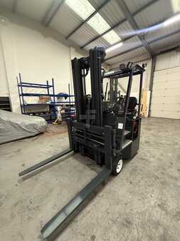 Carretilla de 4 vías 2018  Combilift CB 3000 (3)