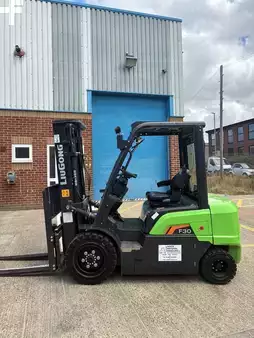 El truck - 4 hjulet 2025  LiuGong CPD30 (3)