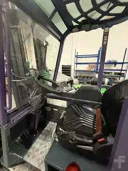 Four-way trucks 2018  Combilift CB3000 (4)