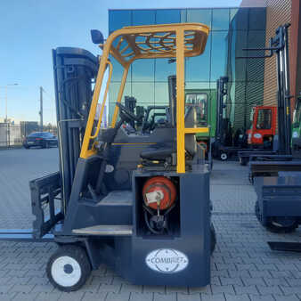 Chariot multidirectionnel 2010  Combilift CB3000,2010 year,Like new (4)