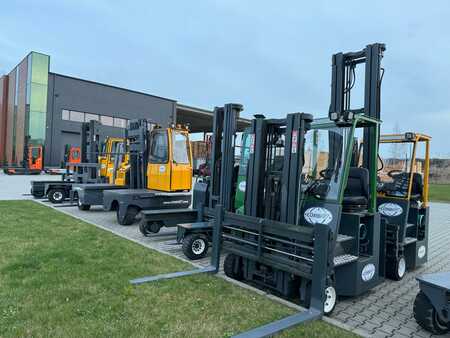 Elevatore 4 vie 2004  Combilift C6000+Traverse. Oryginal only 2530 hours !!! (16)
