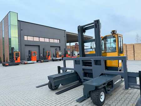 Elevatore 4 vie 2004  Combilift C6000+Traverse. Oryginal only 2530 hours !!! (3)