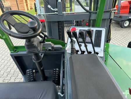 Four-way trucks 2011  Combilift CB3000 // LPG // 2011 year // PROMOTION // New price // Discount 1000 EUR (10)