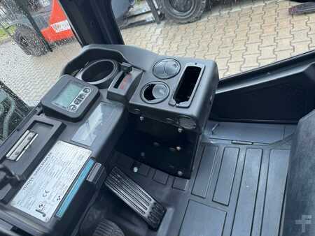 LPG Forklifts 2016  Toyota 8FG40 /4500 kg/LPG  / Triplex / Container version/PROMOTION / 3,000 € price reduction//Old price 29 900 €-New price 26900 € (12)