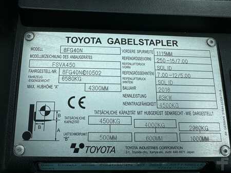 Treibgasstapler 2016  Toyota 8FG40 /4500 kg/LPG  / Triplex / Container version/PROMOTION / 3,000 € price reduction//Old price 29 900 €-New price 26900 € (17)