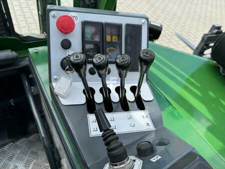 Vierwegestapler 2011  Combilift CB3000 // LPG // 2011 year // PROMOTION // New price // Discount 1000 EUR (11)