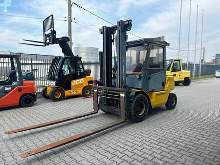 Diesel heftrucks 2002  Jungheinrich DFG45 //Positioner + sideshift/Air condition/Full cabin (16)