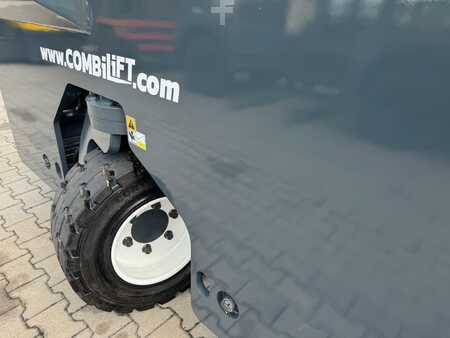 Čtyřcestný vysokozdvižný vozík 2013  Combilift C4000 //2013 year//LPG//5500 mm (18)