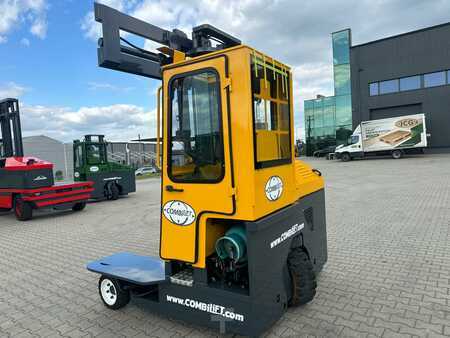 Fyrvägstruck 2010  Combilift C2500  //LPG //Triplex// Wide positioner // (10)