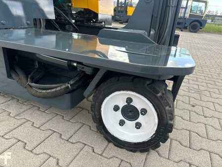 Fyrvägstruck 2010  Combilift C2500  //LPG //Triplex// Wide positioner // (13)